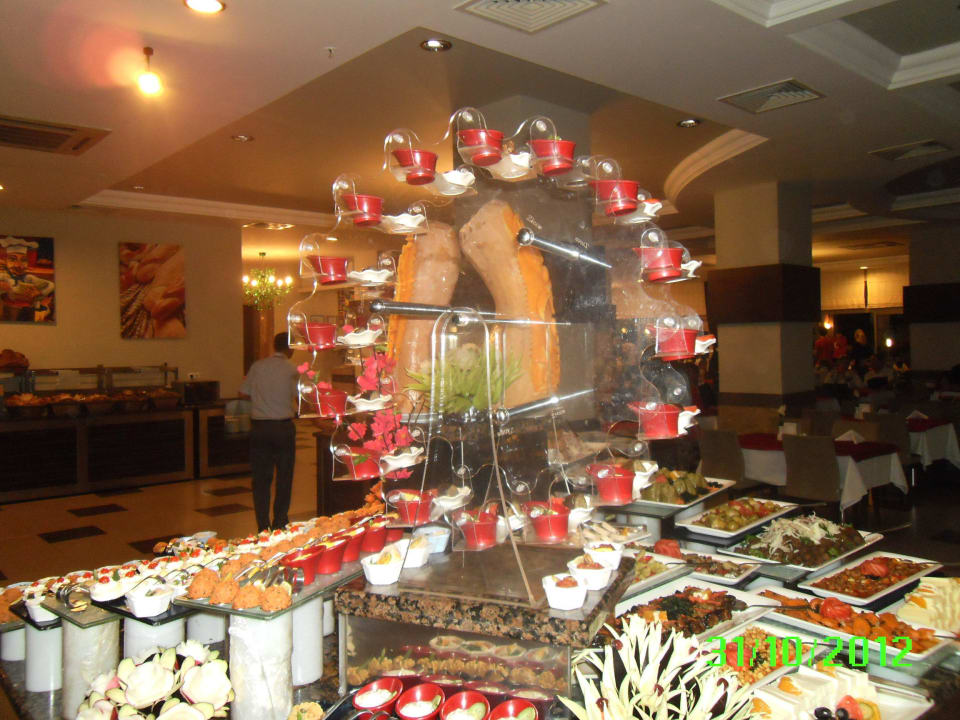 Ein Traum von einem Büffet Calimera Hane Garden