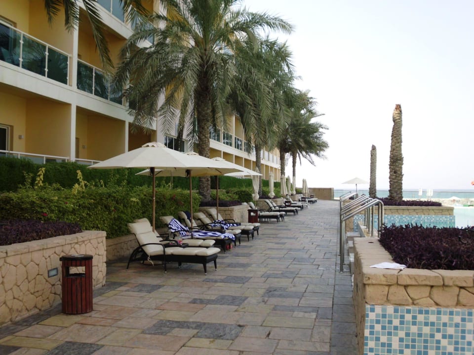 Am Pool Radisson Blu Resort Fujairah