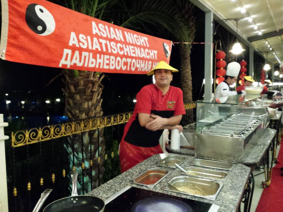 Chinesisches Abendessen Hotel Delphin Diva