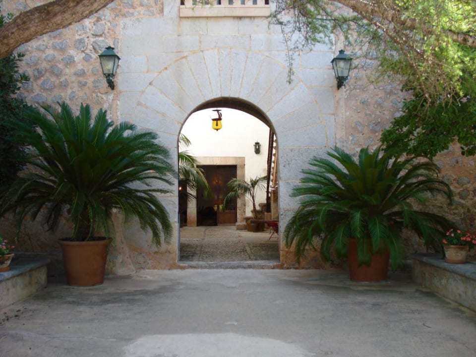 Lobbyeingang Hotel Es Port