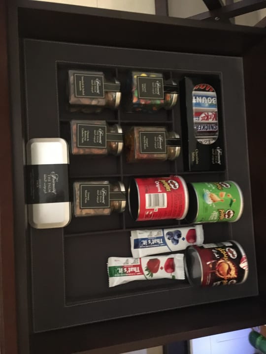 Minibar Fairmont The Palm