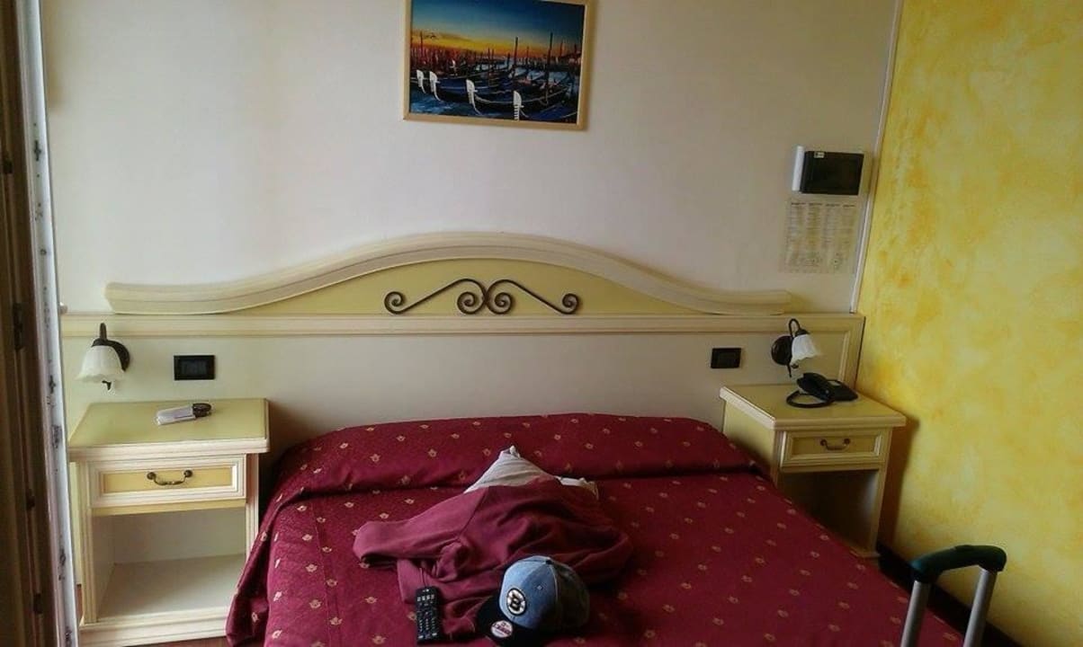 Zimmer Hotel Mondial