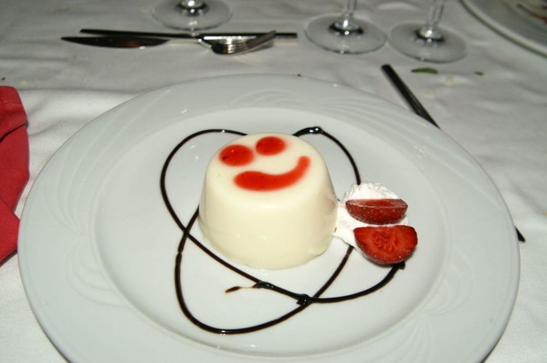 Im "GRAPA"_restaurant stimmt auch die DEKO PALOMA Perissia