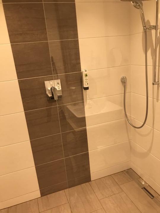 Zimmer Hotel Bellevue am See