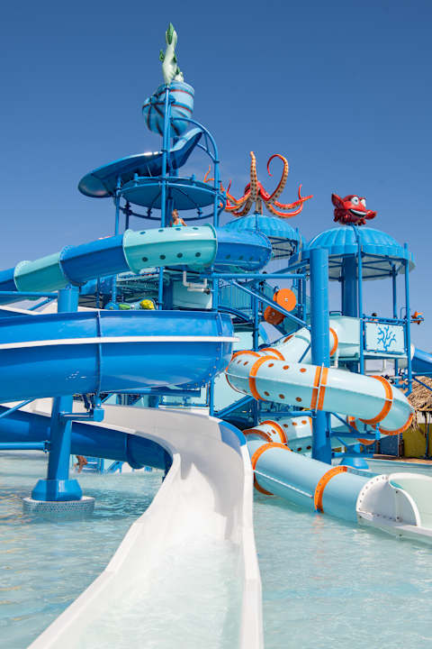 Pool Kunuku Aqua Resort – Trademark Collection by Wyndham