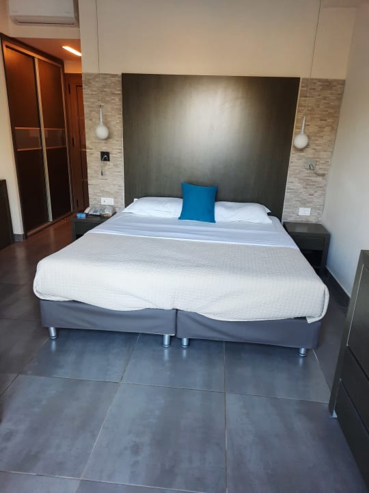 Zimmer Alea Hotel & Suites