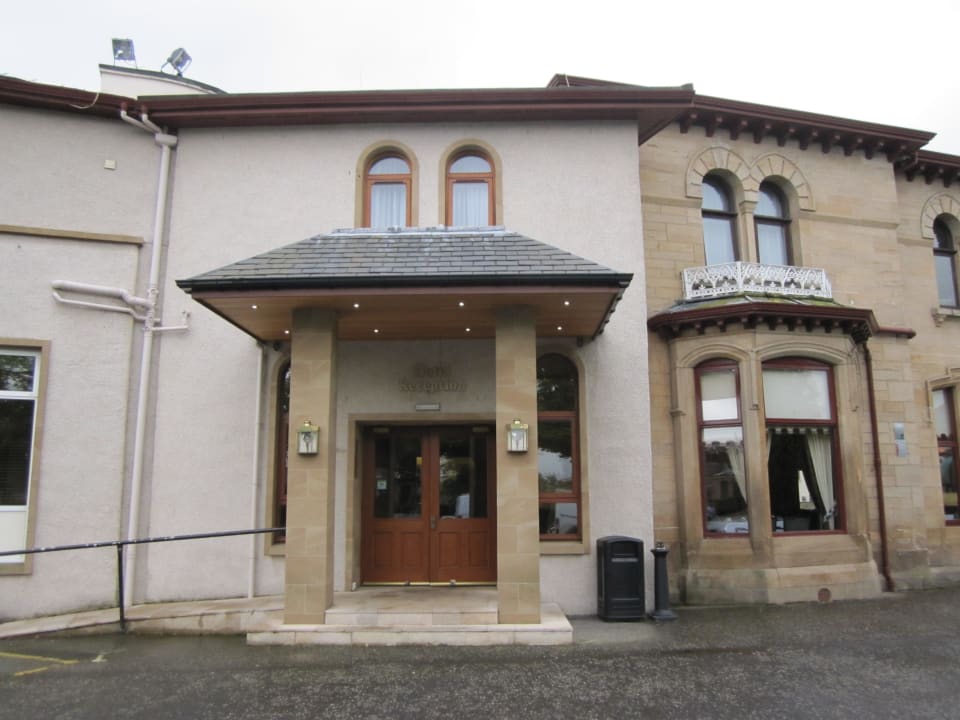 Eingang zum Hotel Leapark Hotel