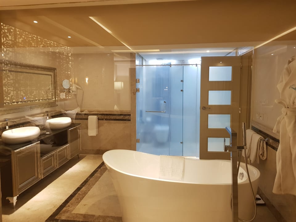 Zimmer Kaisol Romance Resort