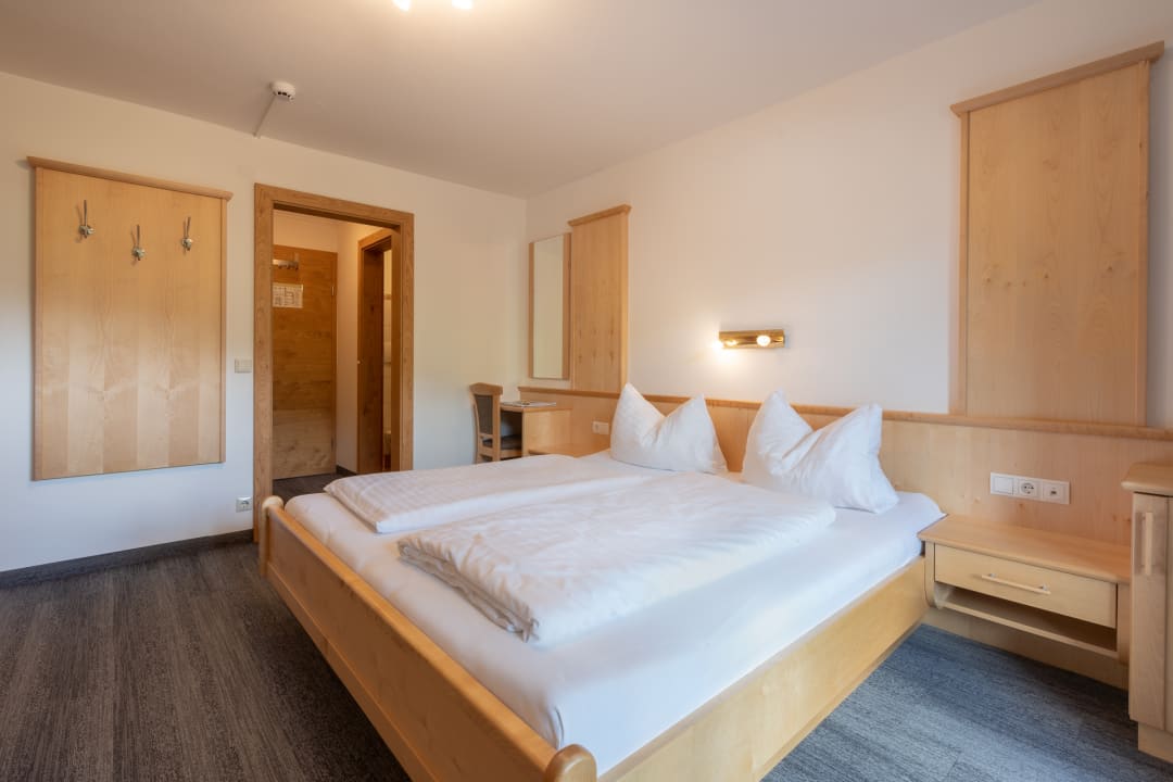 Zimmer Familien- & Wanderhotel Erika