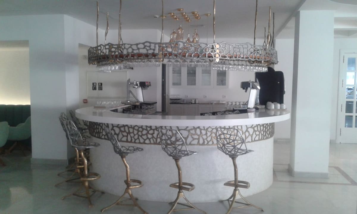 Gastro R2 BUGANVILLA Hotel & Spa