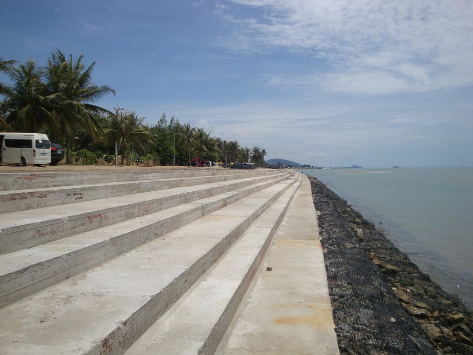 Stufenpromenade im Bau  Sheraton Hua Hin Pranburi Villas