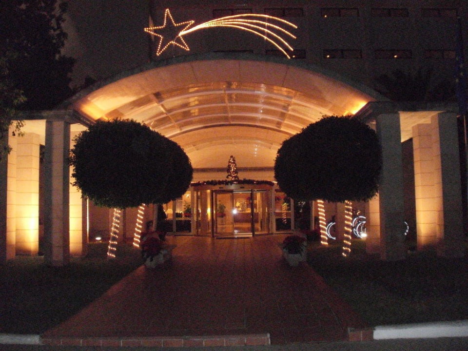 Abends Eingang Hipotels Flamenco