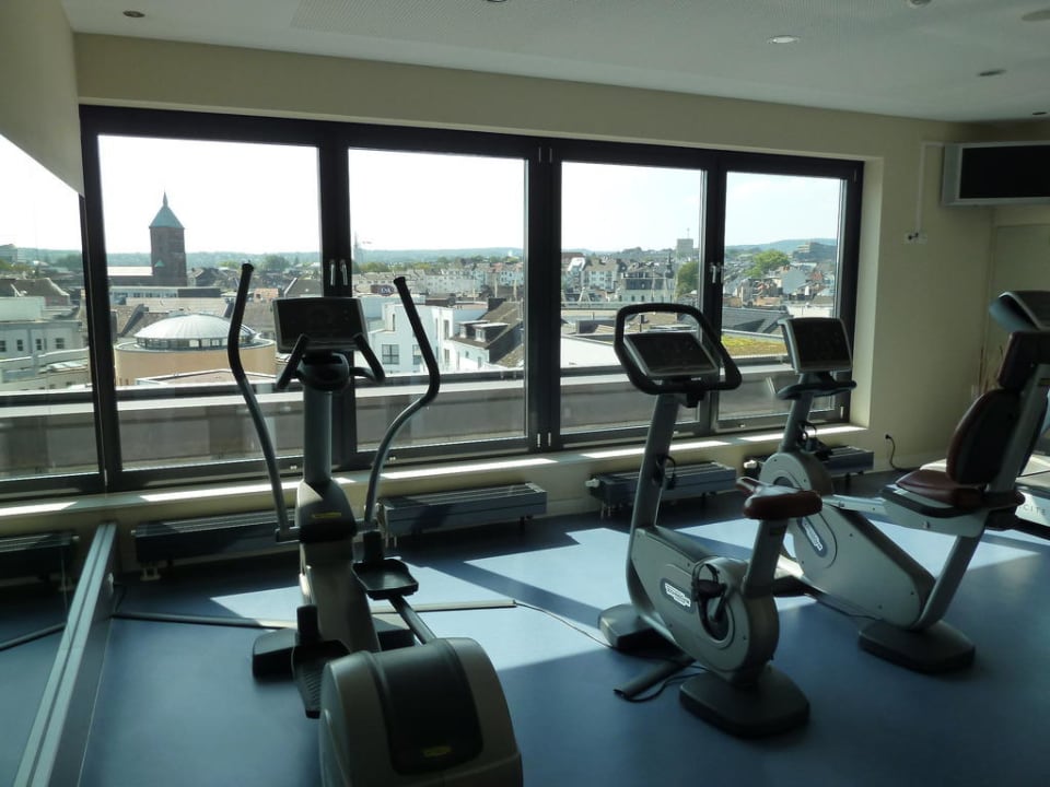 Trimmen mit Aussicht Hotel Novotel Aachen-City