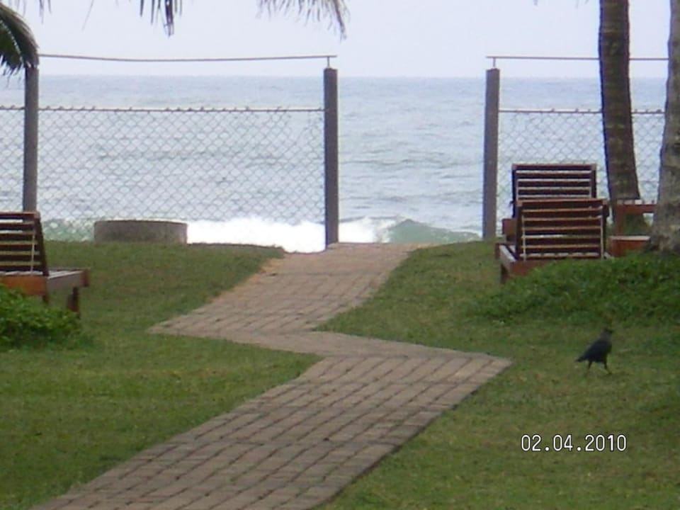 Weg zum Strand Mermaid Hotel & Club