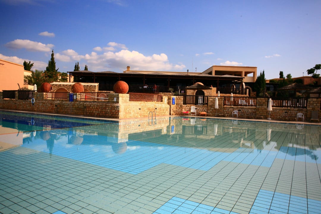 Swimming pool Atlantica Akteon