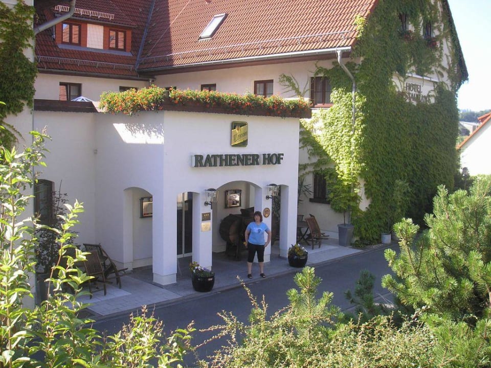 Haupteingang Bei Gretel AYURVEDA Hotel