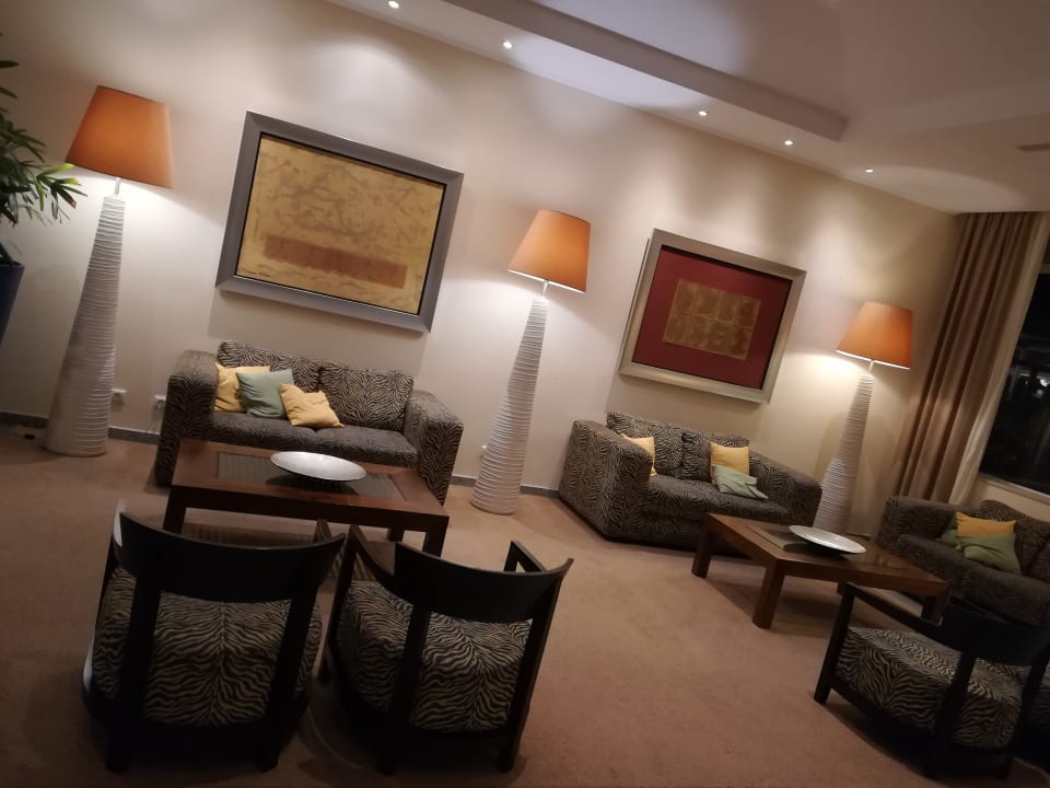 Lobby PortoBay Falésia