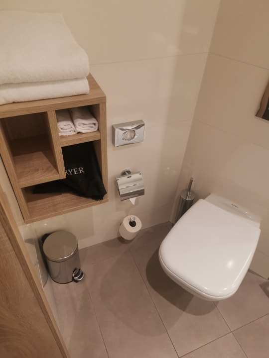 Zimmer Hampton By Hilton Frankfurt Airport