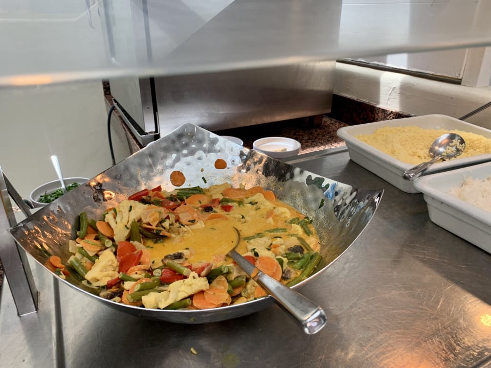 Gastro ROBINSON ESQUINZO PLAYA