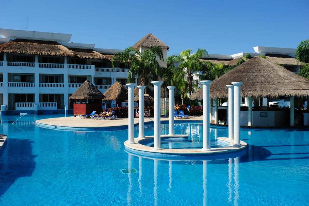 Pool Grand Riviera Princess All Suites & Spa Resort