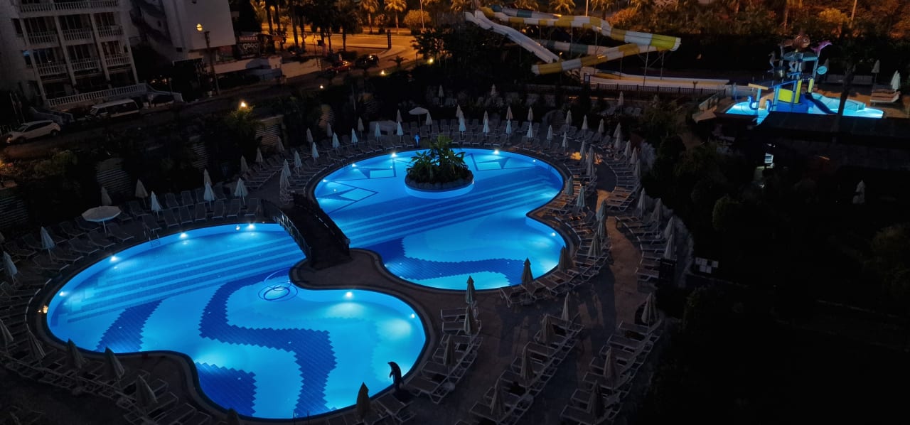 Pool Arnor de Luxe Hotel & Spa