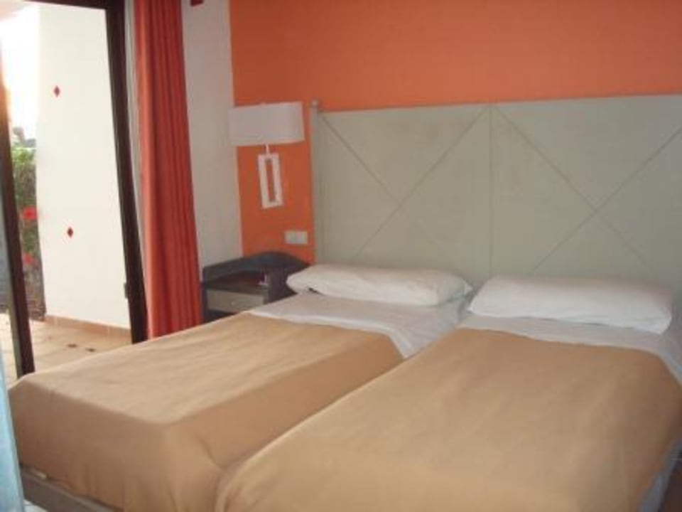 Schlafzimmer allsun App.-Hotel Albatros