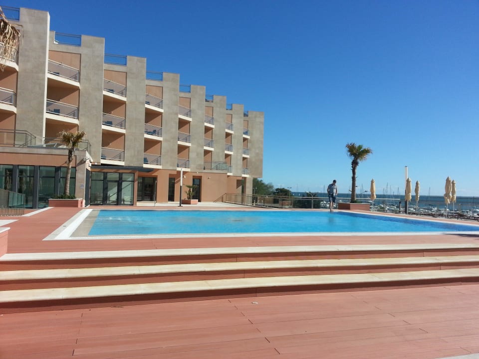 Pool vom Hotel Real Marina Real Marina Residence