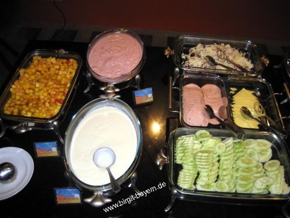 Frühstück The Fair House Beach Resort