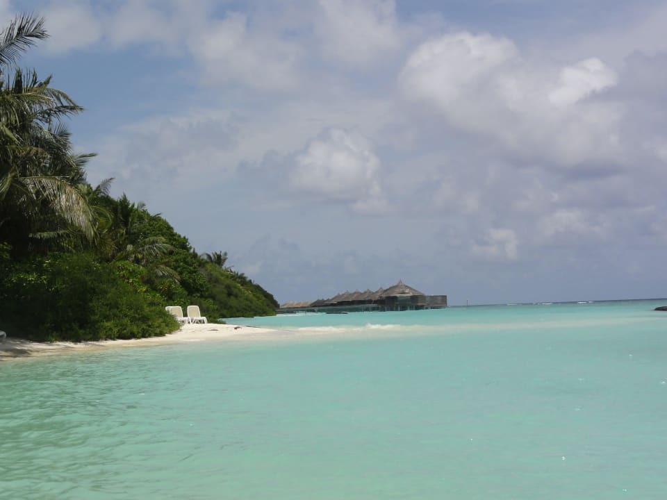 Traumhaftes Meer direkt bei unserem Zimmer  Kuramathi Maldives