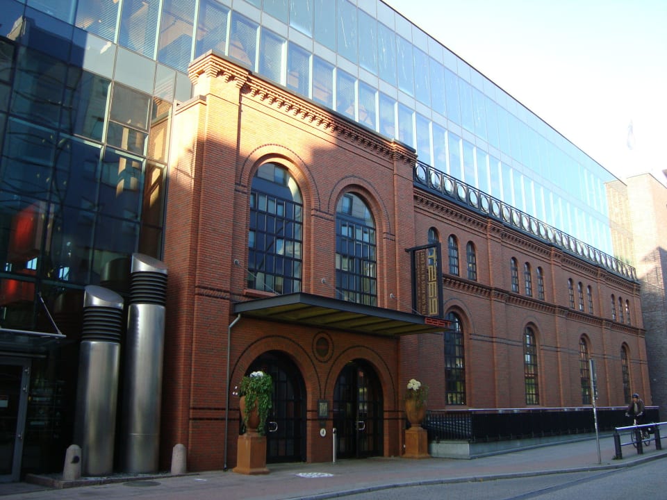 Außenansicht East Hotel