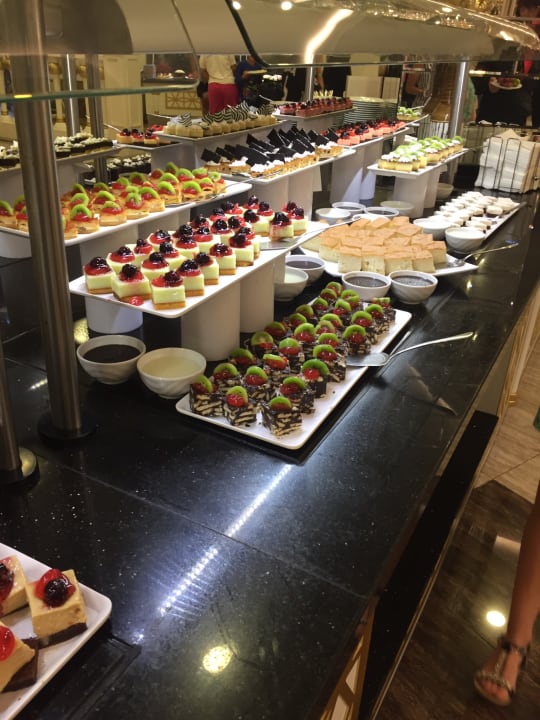 Restaurant Dream World Aqua Hotel