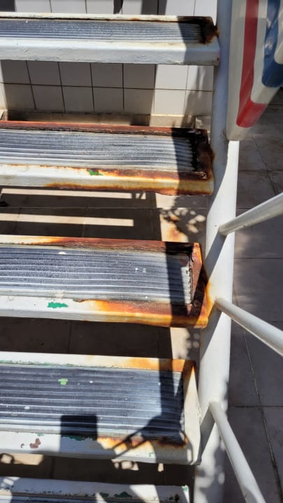 Pool The S Apt & Suites Hotel