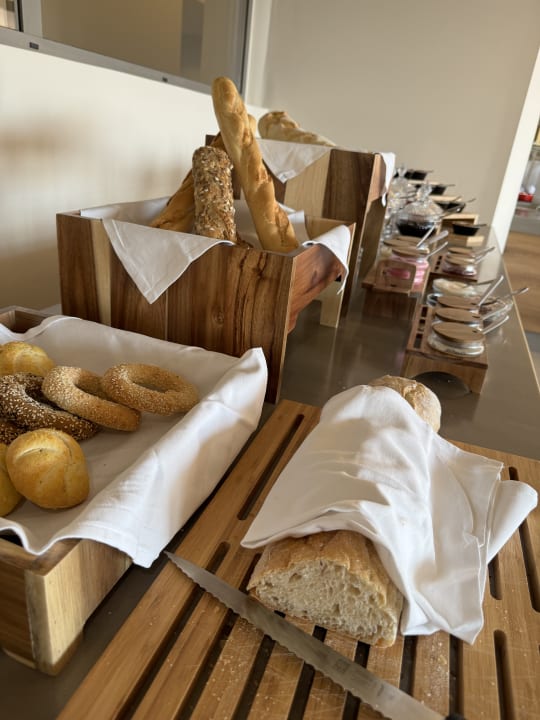 Gastro Ventale Island Breeze Resort