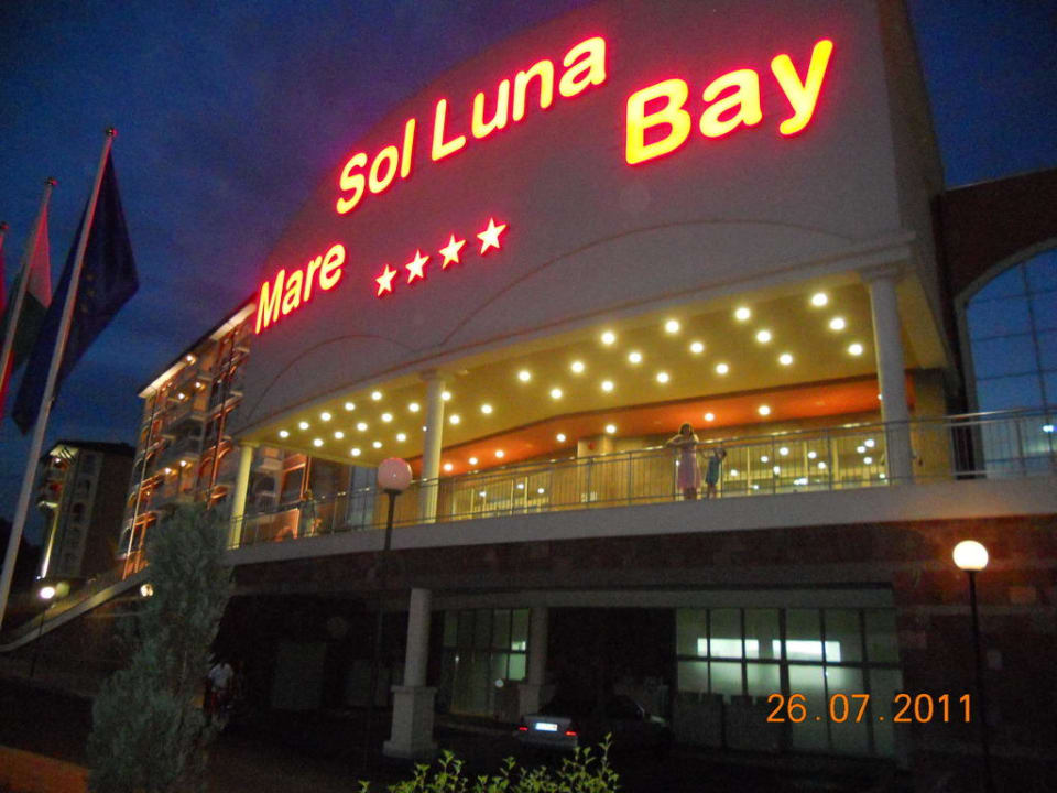 Von vorne Sol Luna Bay