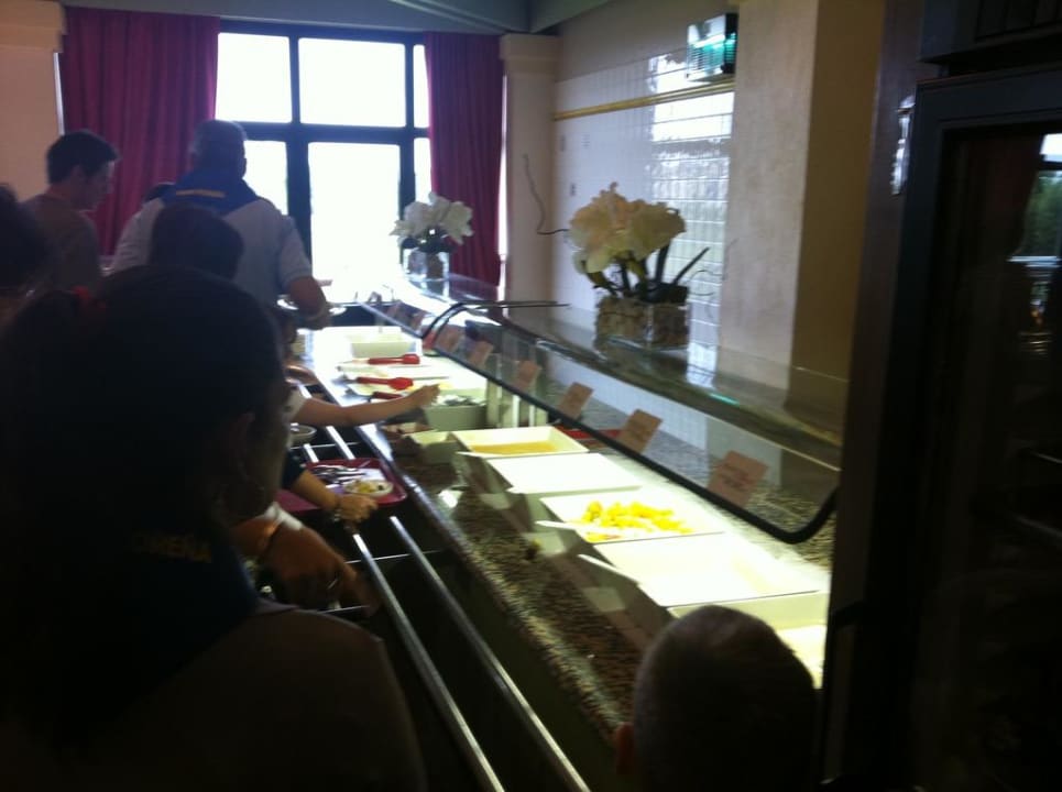 Frühstücksbuffet Campanile Val de France