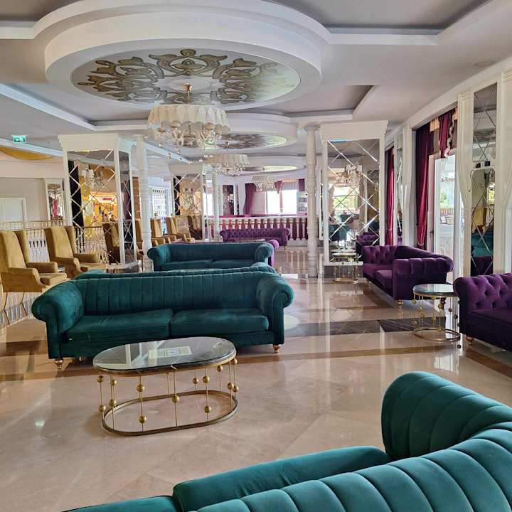 Lobby Dream World Aqua Hotel