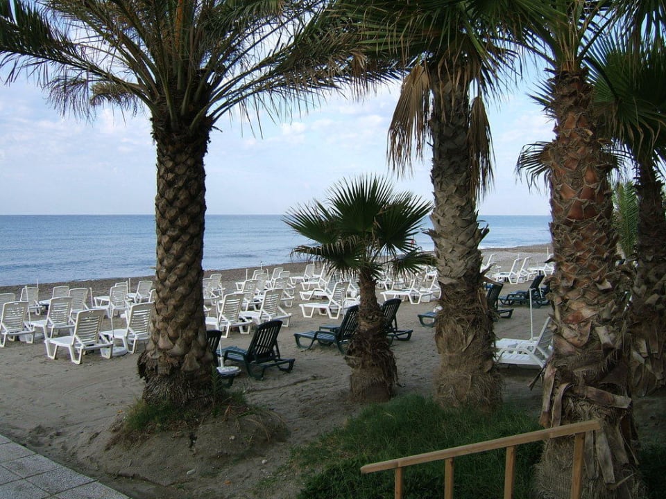 Strand rechts Hotel Yetkin