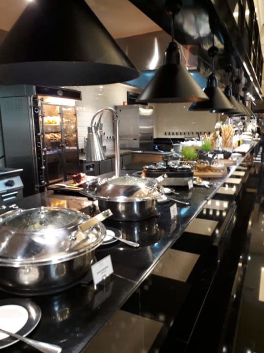 Gastro Dukes The Palm Dubai Hotel