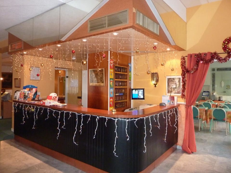 Réception Hotel Locarno