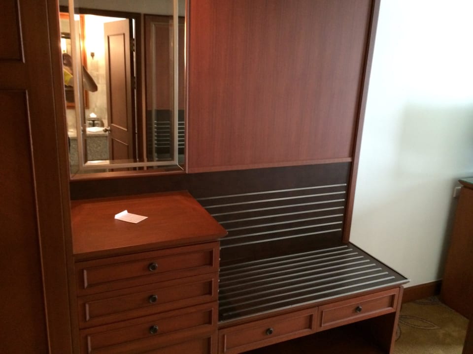 Zimmer Hotel Century Park