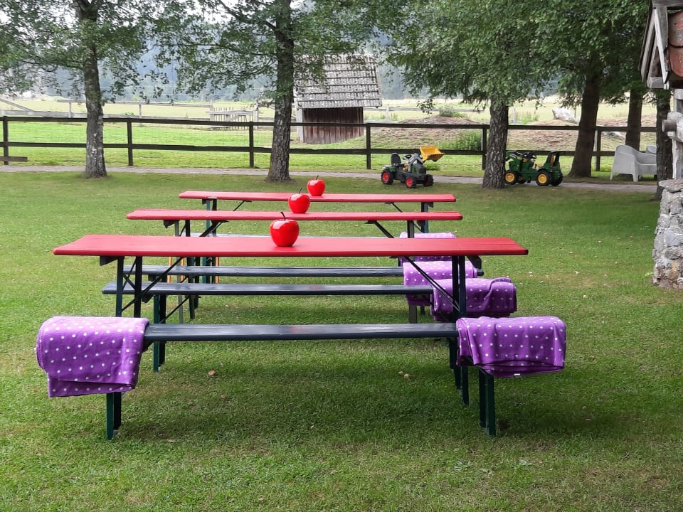 Gartenanlage Ferienhof Homann mit Herz