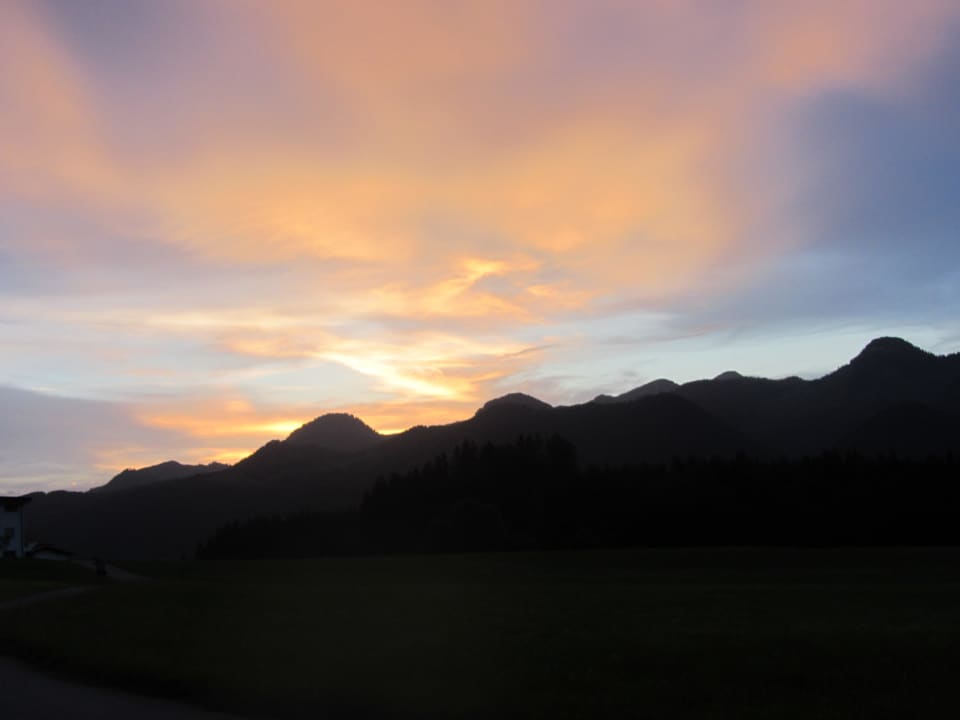 Abendstimmung vom Hof Bio-Bauernhof Oberhochstätt