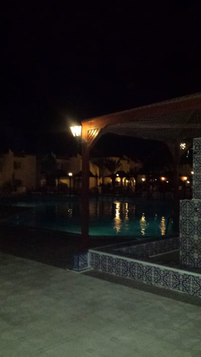 Pool Menaville Safaga