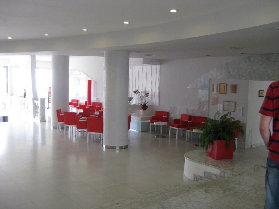 Lobby Iberostar Waves Pinos Park