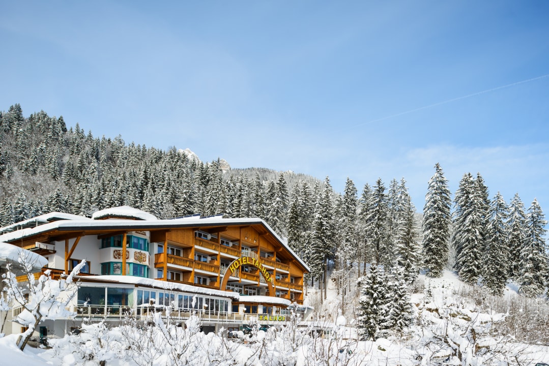 Außenansicht Panoramahotel Talhof Garni