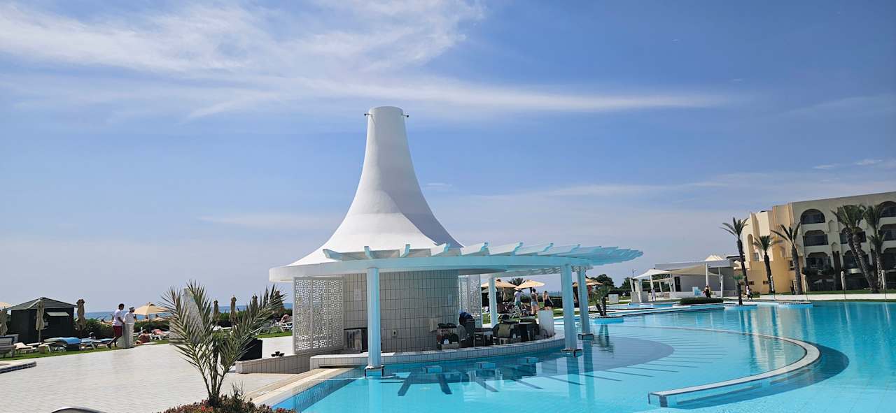 Pool Iberostar Waves Averroes