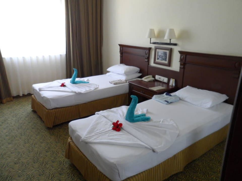 Schlafzimmer Hotel Royal Garden Beach