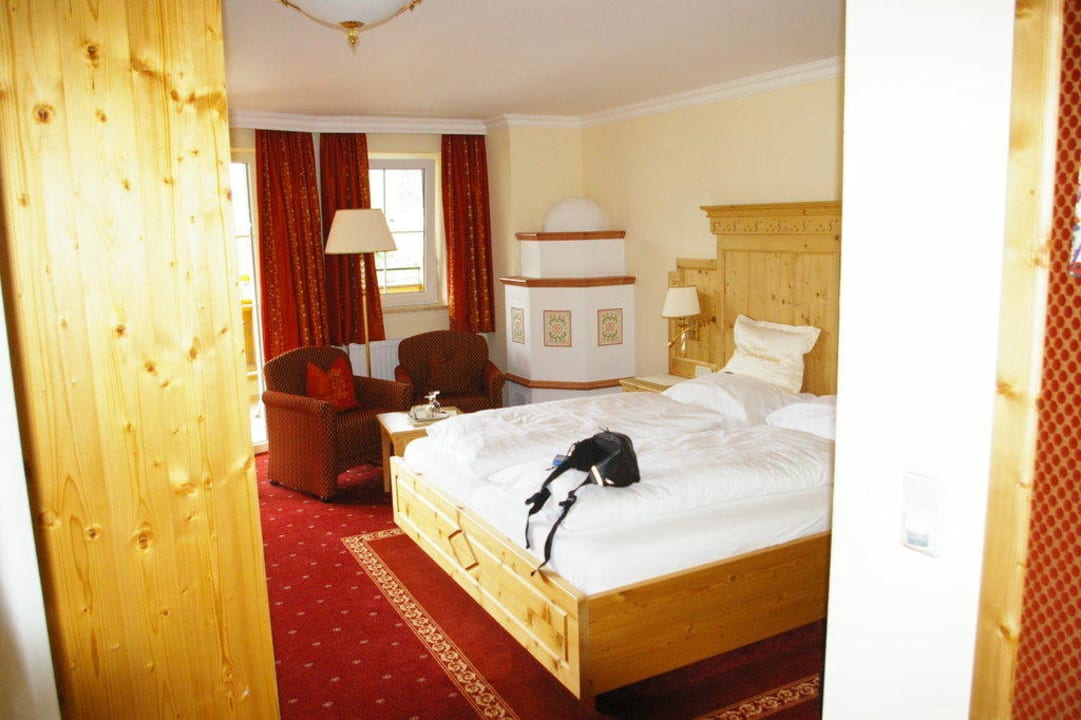 Blick ins Zimmer Wellnessresort Vier Jahreszeiten