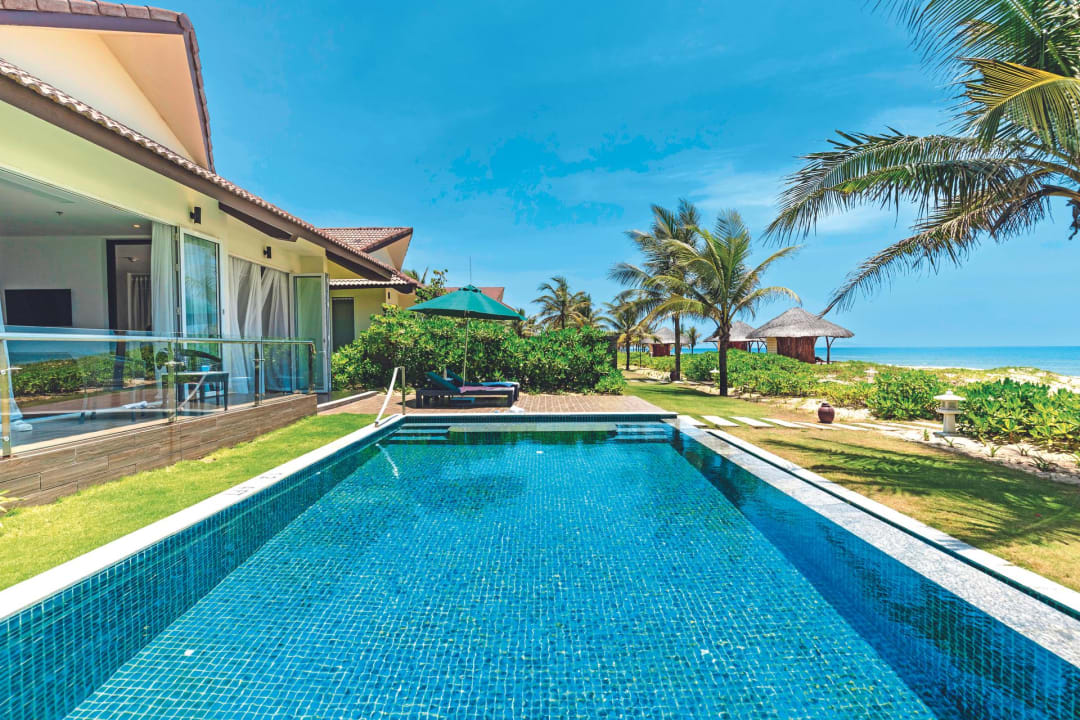 Pool ROBINSON NAM HOI AN