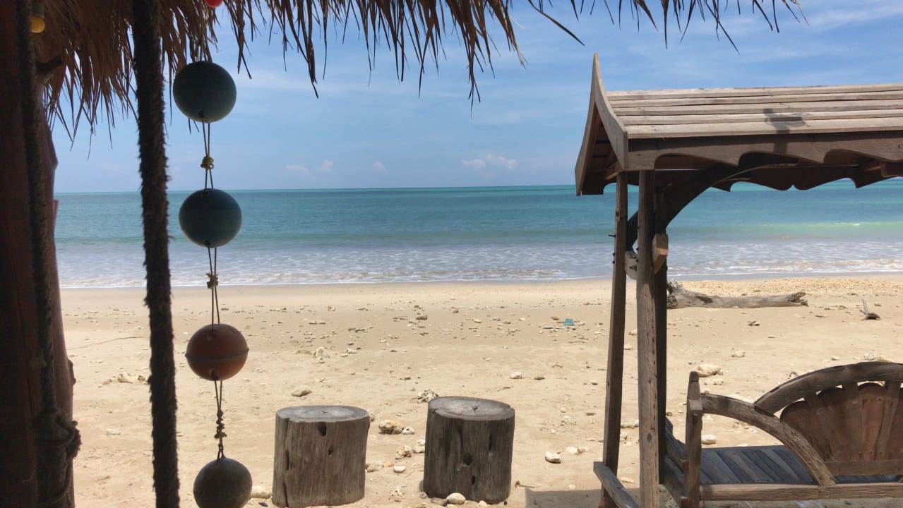 Strand Outrigger Khao Lak Beach Resort